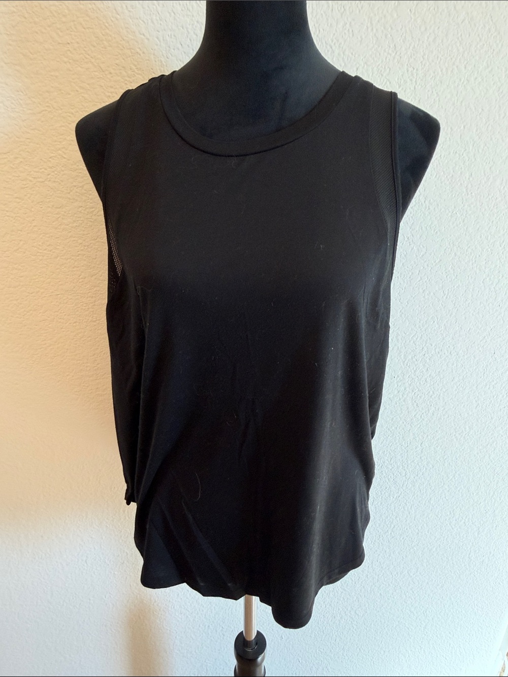 Old Navy Black Scoop Neck Tank